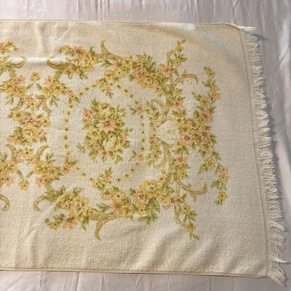 VTG 70s Tastemaker Bath Towel Floral 1970s  Yellow Retro MCM Fringe Cotton 40x23